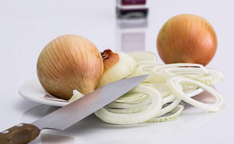 ما تفسير اكل البصل المشوي في المنام لابن سيرين؟