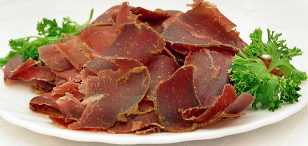 ما تفسير اكل البسطرمة في المنام لابن سيرين؟