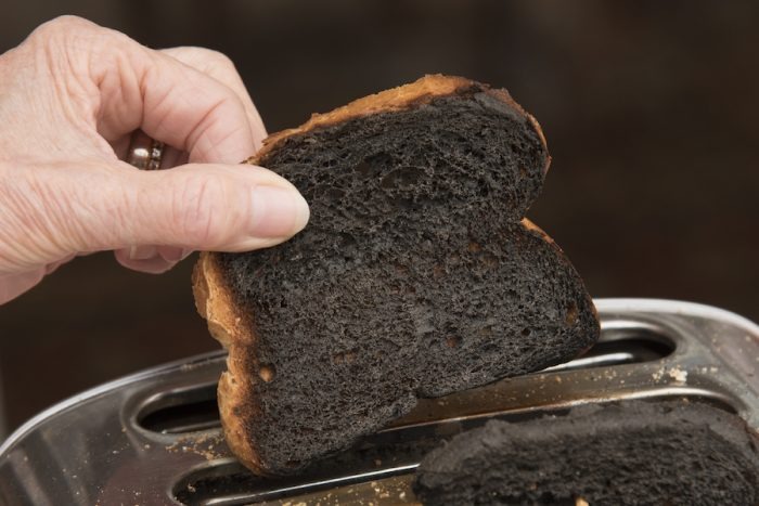 ما تفسير احتراق الخبز في المنام لابن سيرين؟