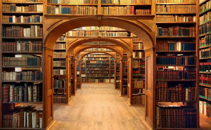 تأويلات ابن سيرين لرؤية المكتبة الخشبية في المنام
