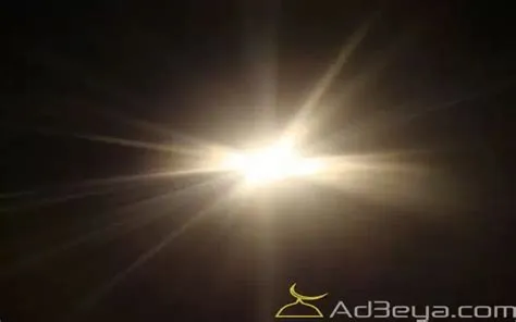 أهم تفسيرات رؤية النور في السماء في المنام