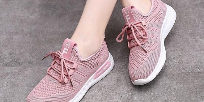 أهم 40 تفسير لرؤية لبس حذاء جديد في المنام للعزباء لابن سيرين