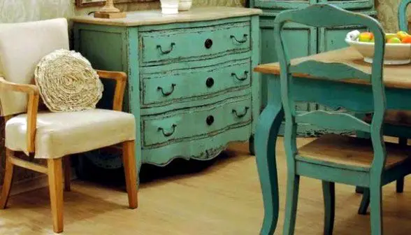 اعرف أكثر عن تفسير رؤية الأثاث القديم في المنام لابن سيرين