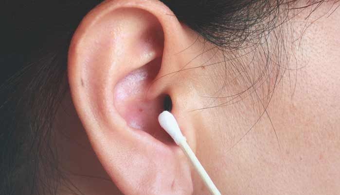 أهم 20 تفسير لحلم ما يخرج من الأذن في المنام لابن سيرين